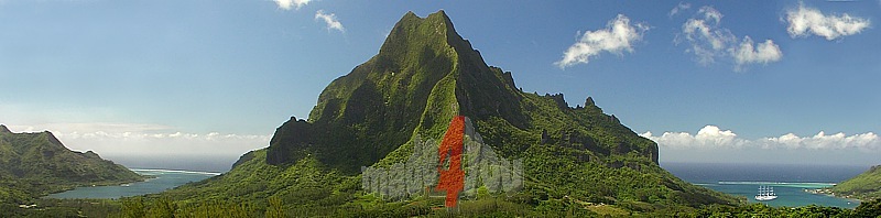 Baie d'Opunohu und die ber&uuml;hmte Baie de Cook auf Moorea